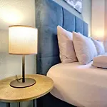 Appartement Bank House 303 - Griwa Rent